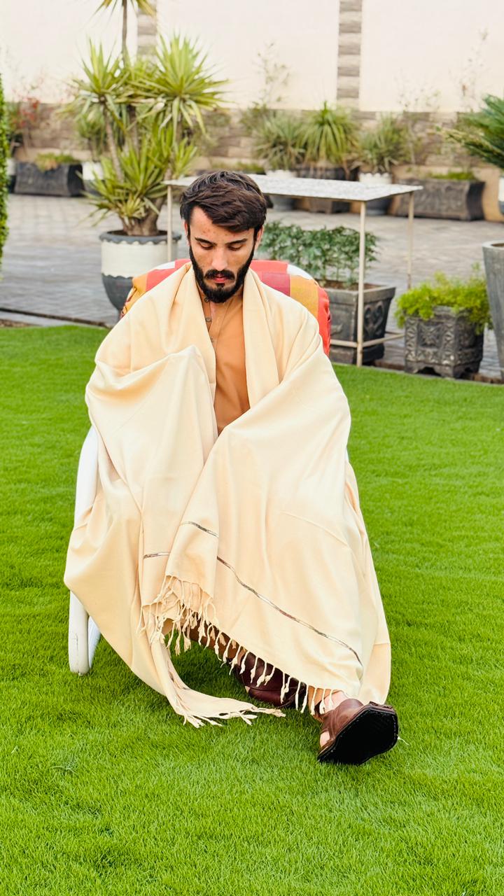 MEN SHAWL PLAIN SKIN