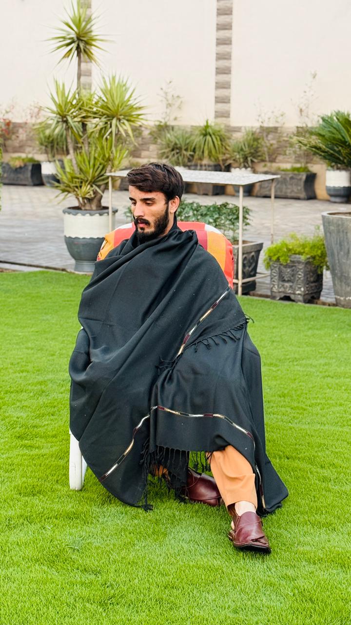 BLACK LINE MEN SHAWL